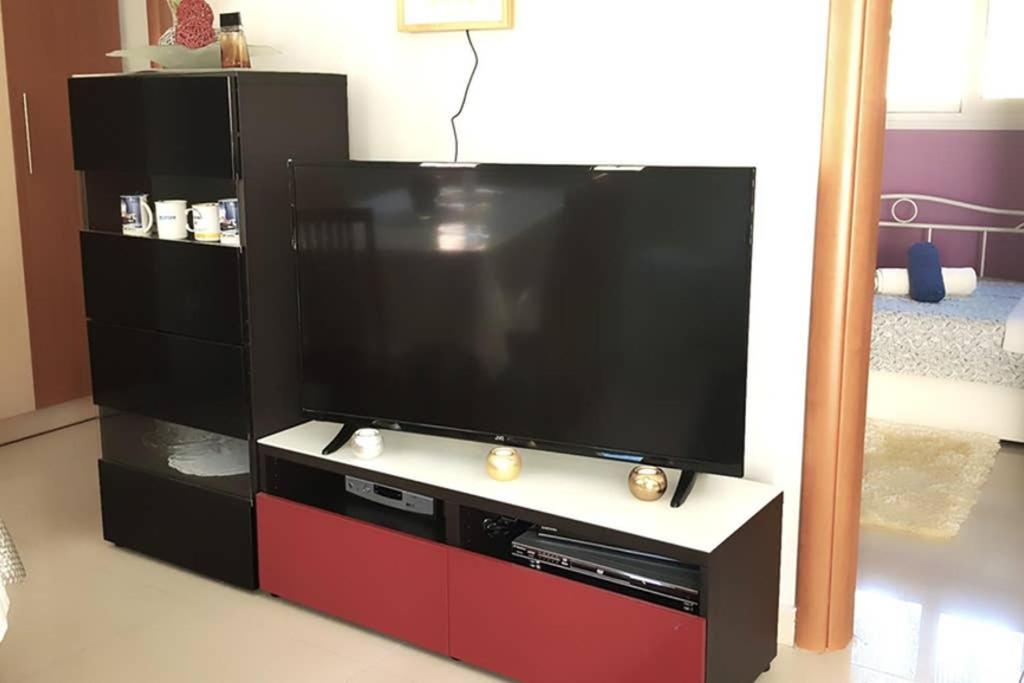 Renovated Lovely Apartment Near Airport & Sea Pórto Ráfti 外观 照片
