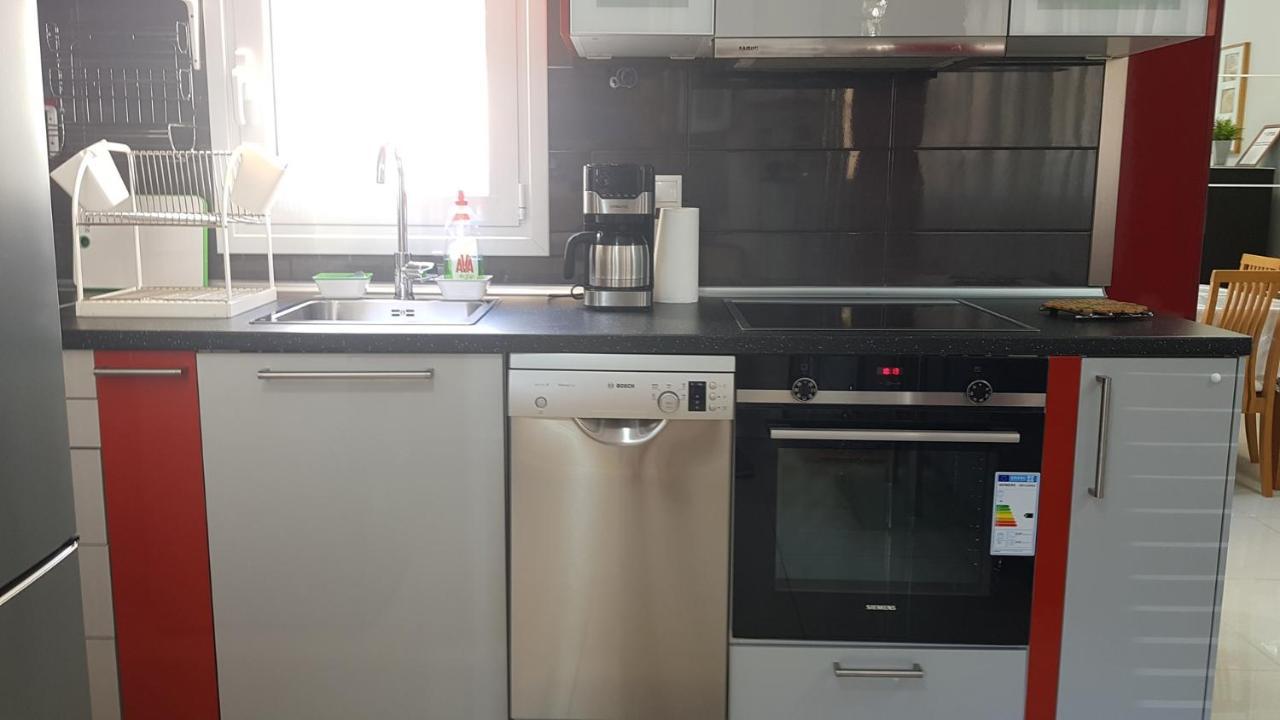 Renovated Lovely Apartment Near Airport & Sea Pórto Ráfti 外观 照片