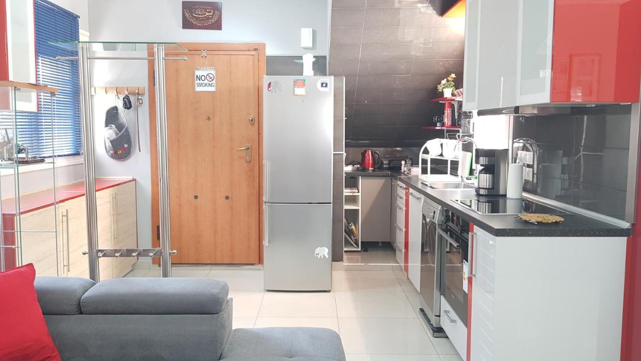 Renovated Lovely Apartment Near Airport & Sea Pórto Ráfti 外观 照片