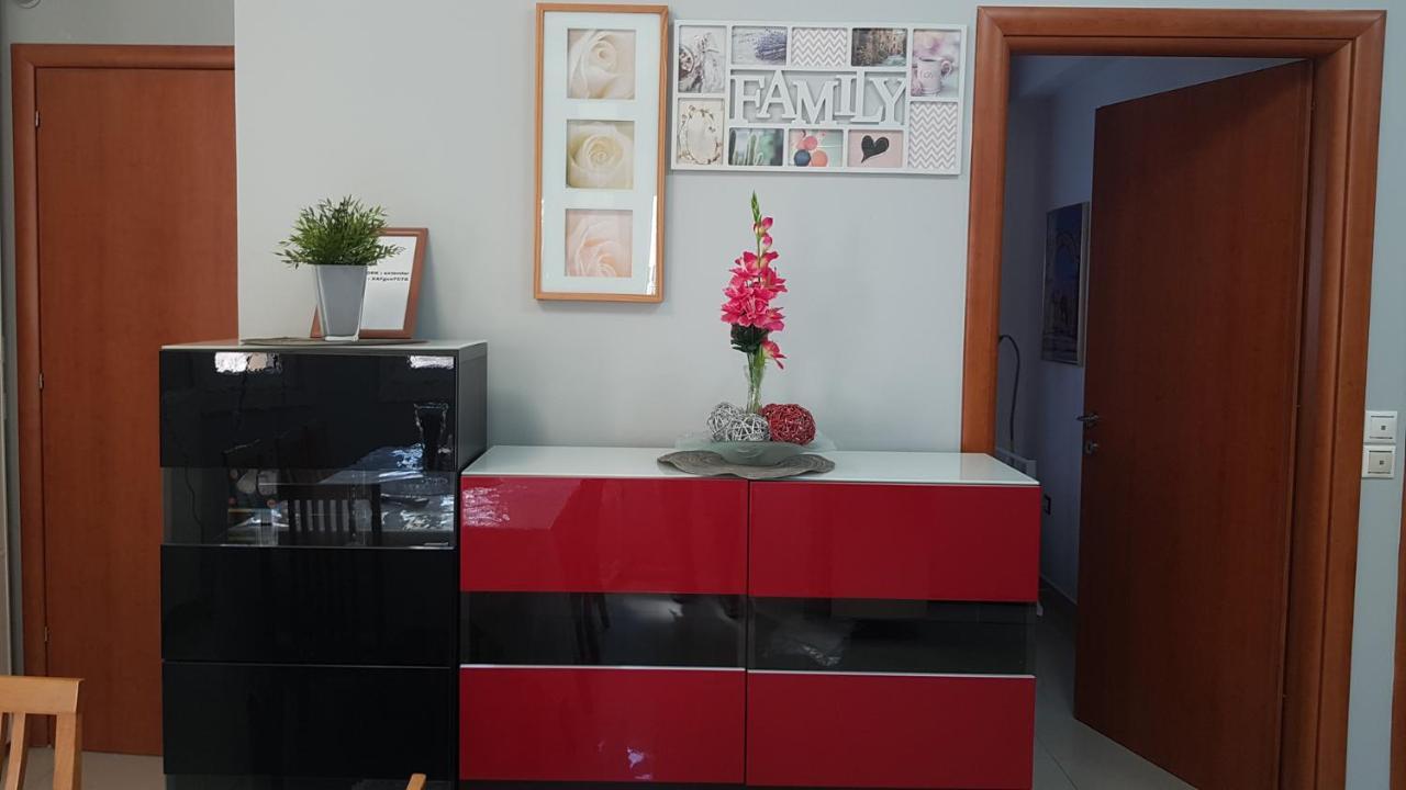 Renovated Lovely Apartment Near Airport & Sea Pórto Ráfti 外观 照片