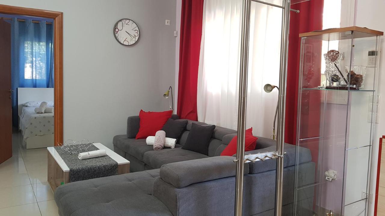 Renovated Lovely Apartment Near Airport & Sea Pórto Ráfti 外观 照片